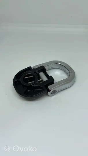 Land Rover Evoque I Tie down hook / loop 