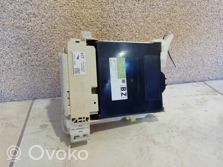 Toyota Sienna XL30 III Module de contrôle carrosserie centrale 8922108120