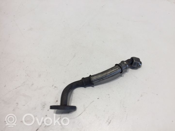 Volkswagen PASSAT B5.5 Tubo flessibile mandata olio del turbocompressore turbo 028145738