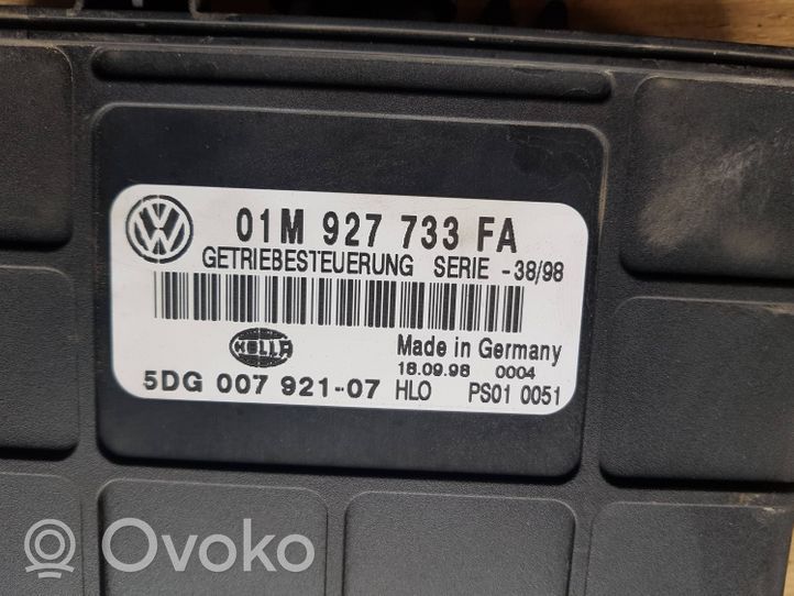 Volkswagen Golf IV Sterownik / Moduł skrzyni biegów 01M927733FA