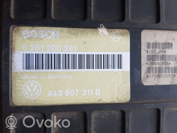 Volkswagen PASSAT B3 Calculateur moteur ECU 443907311B