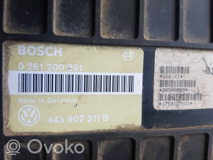 Volkswagen PASSAT B3 Sterownik / Moduł ECU 443907311B