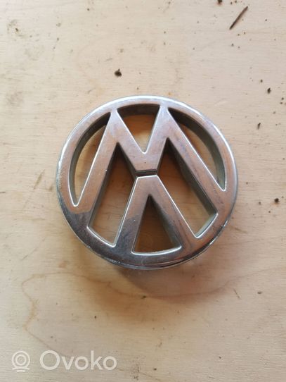 Volkswagen Golf III Logo, emblème de fabricant 30255