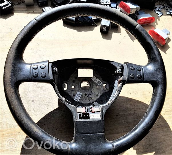 Volkswagen Touran I Steering wheel buttons/switches 1K0959537J