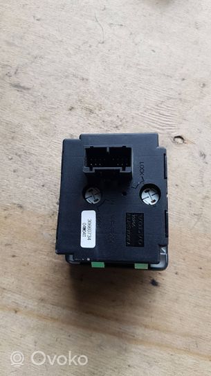 Volvo V50 Light switch 30669734