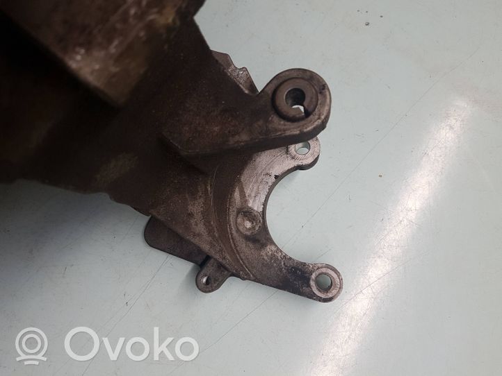 Audi A6 Allroad C6 Support de pompe de direction assistée 059145169AA