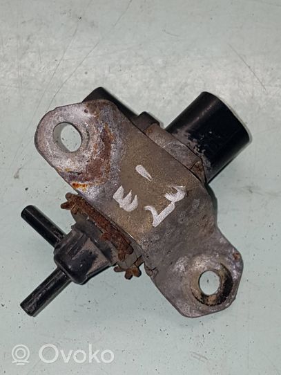 Ford Mondeo Mk III Vacuum valve 1S7G9J559