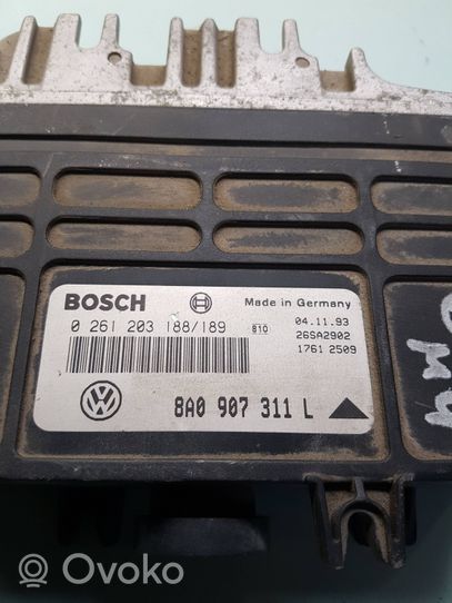 Volkswagen PASSAT B4 Sterownik / Moduł ECU 8A0907311L