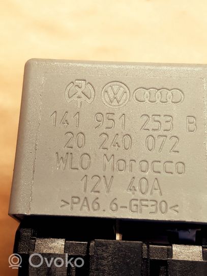 Audi A6 S6 C5 4B Autres relais 141951253B