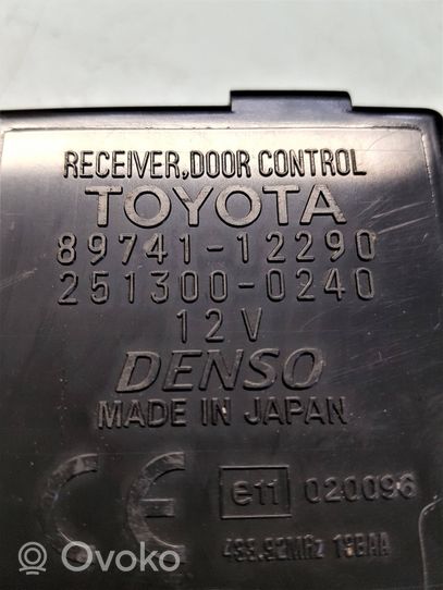 Toyota Corolla E120 E130 Unité de commande module de porte 8974112290