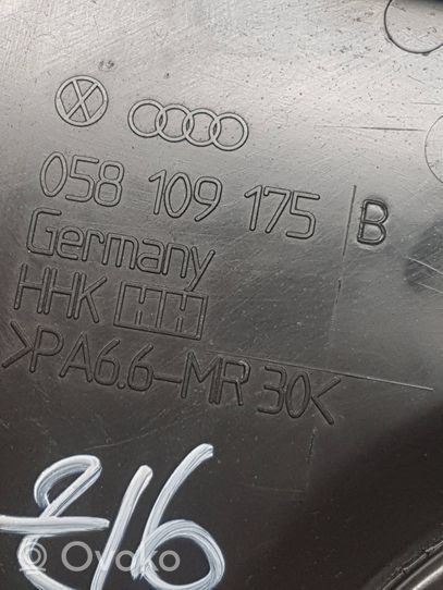 Audi A4 S4 B5 8D Jakohihnan kansi (suoja) 058109175B