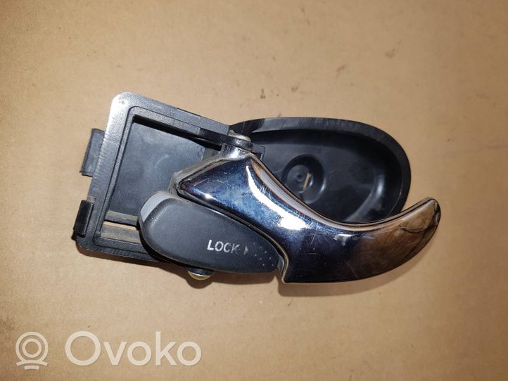 Ford Focus Front door interior handle 