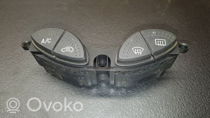 Ford Focus Przyciski sterowania fotela 98AG19A945CD