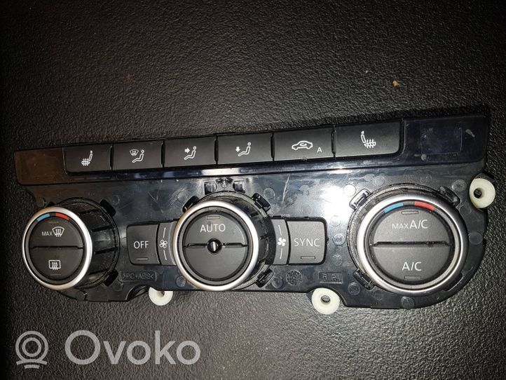 Volkswagen PASSAT B7 Unidad de control/módulo del aire acondicionado 3AA907044BB