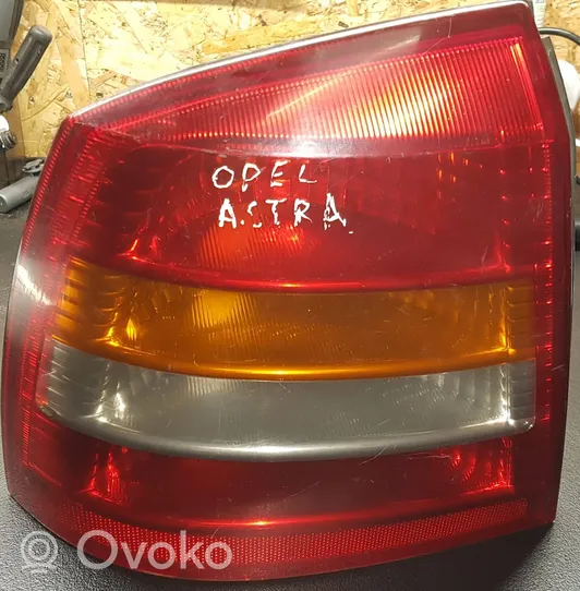 Opel Astra G Feux arrière / postérieurs 90521542