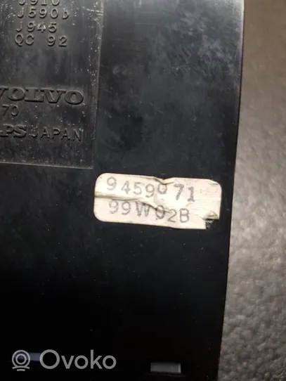 Volvo S70  V70  V70 XC Botón interruptor de luz de peligro 9459071