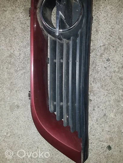 Opel Vectra B Front grill 90505722