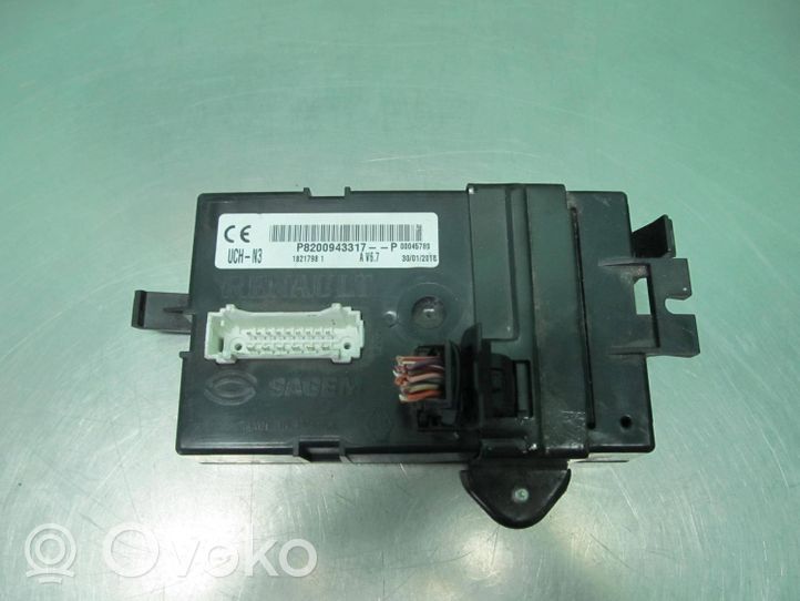 Renault Trafic II (X83) Unité de commande, module ECU de moteur P8200943317