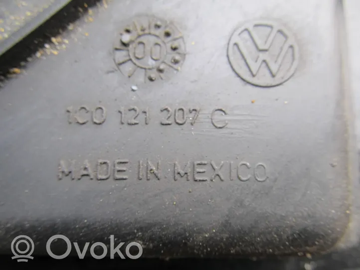 Volkswagen New Beetle Jäähdyttimen jäähdytinpuhaltimen suojus 1C0121207C