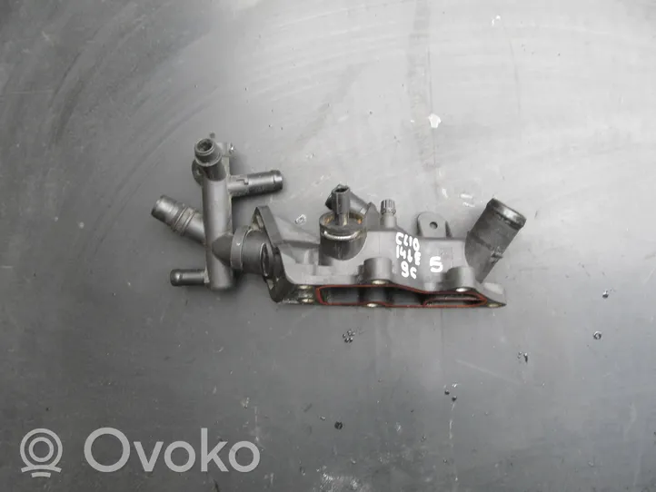 Renault Clio IV Obudowa termostatu 110606217R