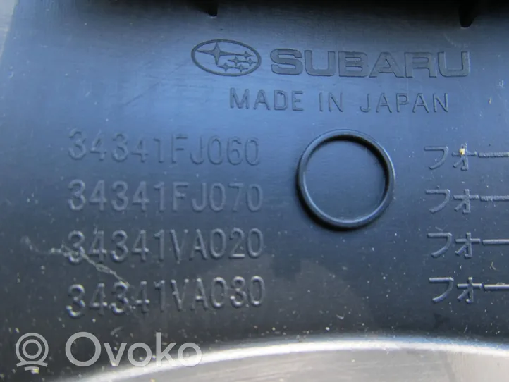 Subaru Impreza IV Rivestimento del piantone del volante 34341FJ060