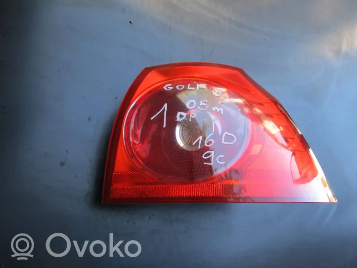 Volkswagen Golf V Lampa tylna 4VFX13404AA