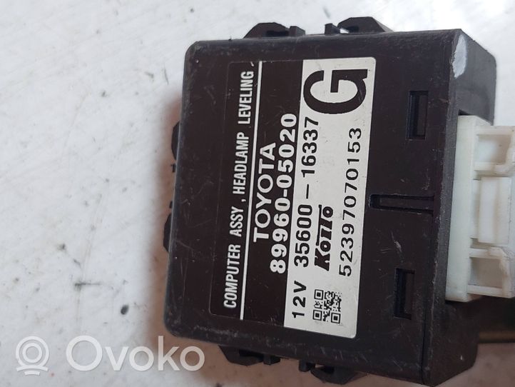 Toyota Avensis T250 Light module LCM 8996005020