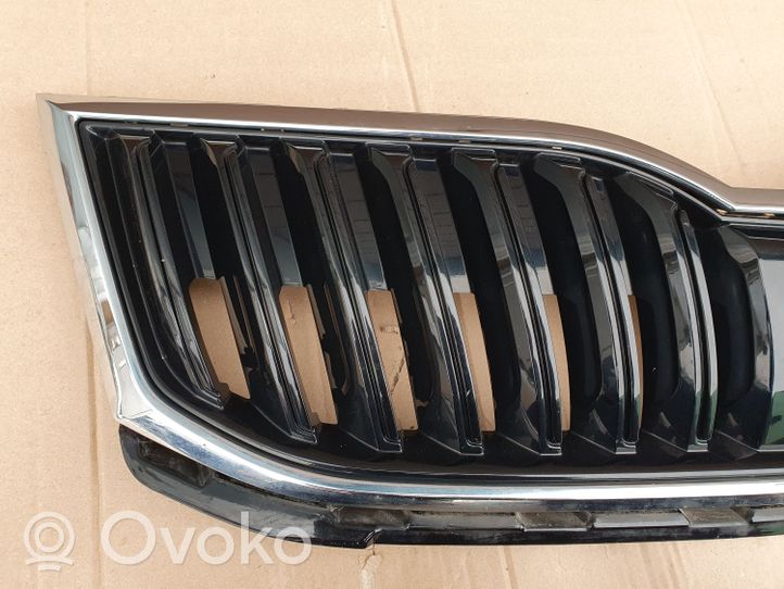 Skoda Octavia Mk3 (5E) Maskownica / Grill / Atrapa górna chłodnicy 5E0853653C