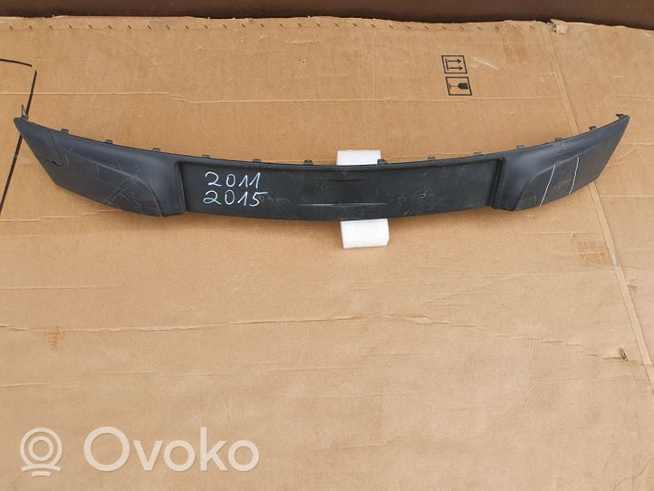 Opel Corsa D Apdailinė priekinio bamperio juosta 475498858