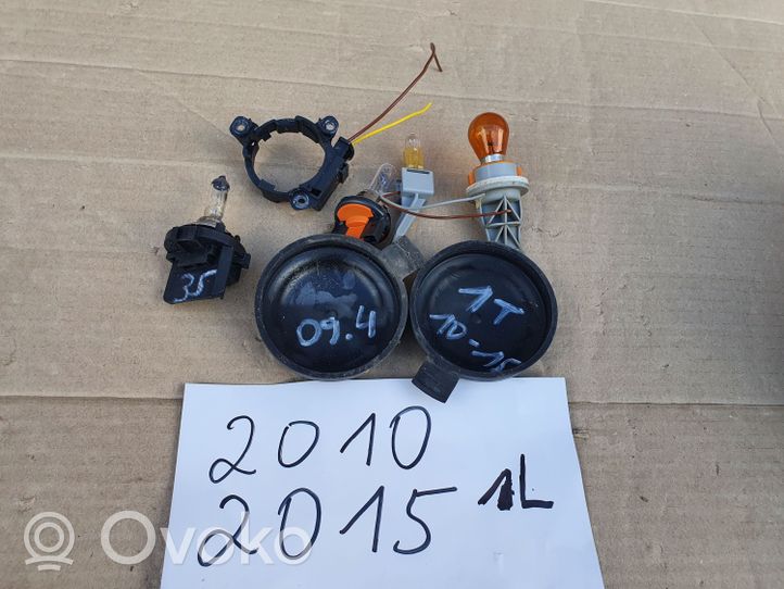 Volkswagen Touran II Element lampy przedniej 1T1941005H