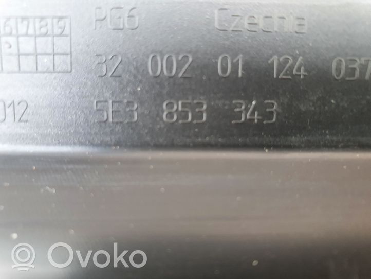 Skoda Octavia Mk4 Garniture de radiateur 5E3853343