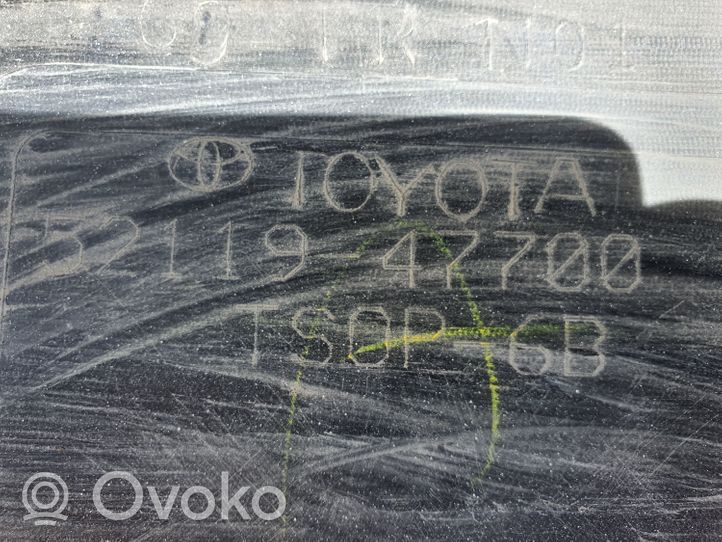 Toyota Prius (XW50) Paraurti anteriore 5211947700