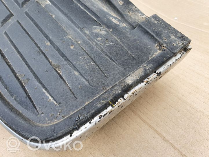 Toyota Land Cruiser (J150) Garniture de marche-pieds / jupe latérale 5177160180