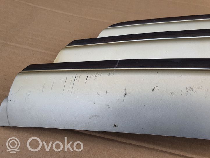 Mercedes-Benz B W245 Front bumper upper radiator grill A1698881660