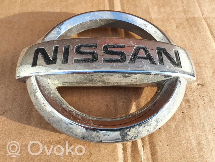 Nissan Pathfinder R51 Emblemat / Znaczek 62890EB300