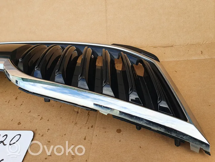 Skoda Octavia Mk3 (5E) Maskownica / Grill / Atrapa górna chłodnicy 5E0853653C