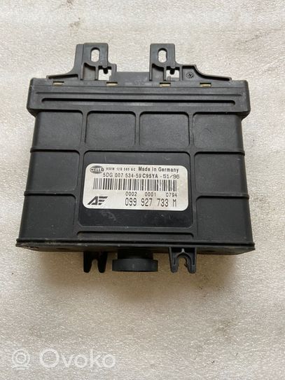 Volkswagen Sharan Module de contrôle de boîte de vitesses ECU 099927733M