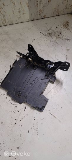 Citroen C4 II Picasso Battery box tray 9802095480