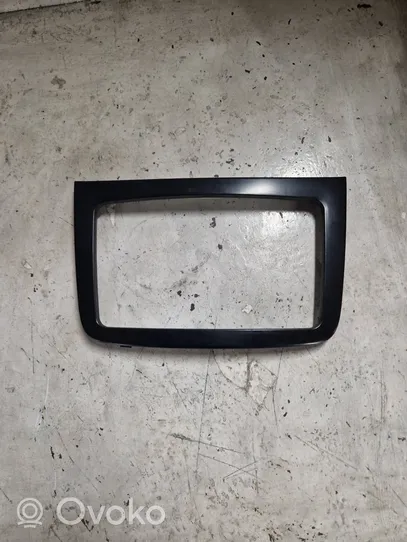 Mercedes-Benz Vito Viano W639 Panneau de garniture tableau de bord A6396890639