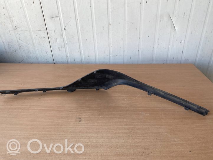 Volvo V40 Moulure de pare-chocs avant 31347087