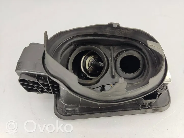 BMW X5 G05 Sportello del serbatoio del carburante 7440018