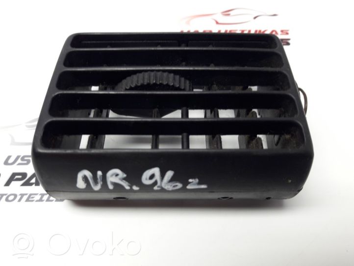 Audi 100 200 5000 C3 Garniture, panneau de grille d'aération latérale 443819987A