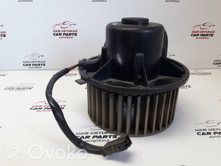 Audi 80 90 B3 Ventola riscaldamento/ventilatore abitacolo 3136612045