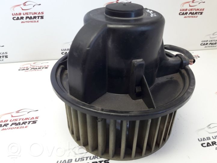 Audi 80 90 B3 Ventola riscaldamento/ventilatore abitacolo 3136612045