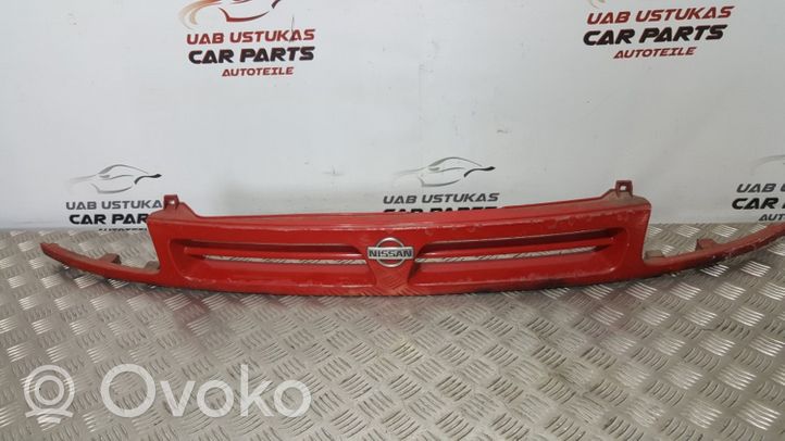 Nissan Micra Maskownica / Grill / Atrapa górna chłodnicy 