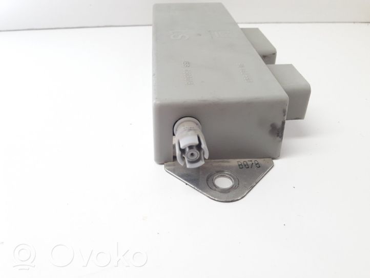 Opel Vectra B Aerial antenna amplifier 90462593