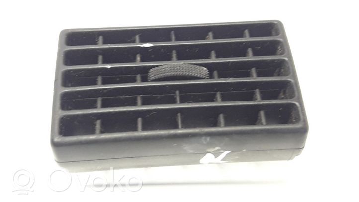 Audi 80 90 B3 Moldura protectora de la rejilla de ventilación lateral del panel 