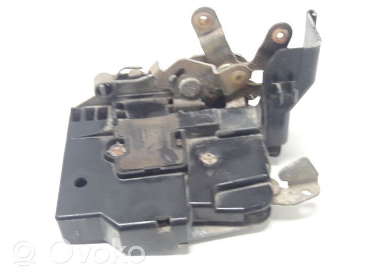 BMW 3 E30 Rear door lock 19065711