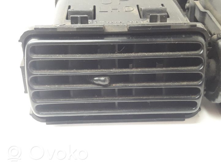 Nissan Sunny Griglia di ventilazione centrale cruscotto 5171200