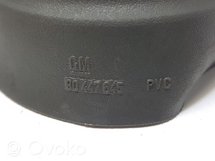 Opel Corsa B Guardapolvo de faro delantero/faro principal 90447645